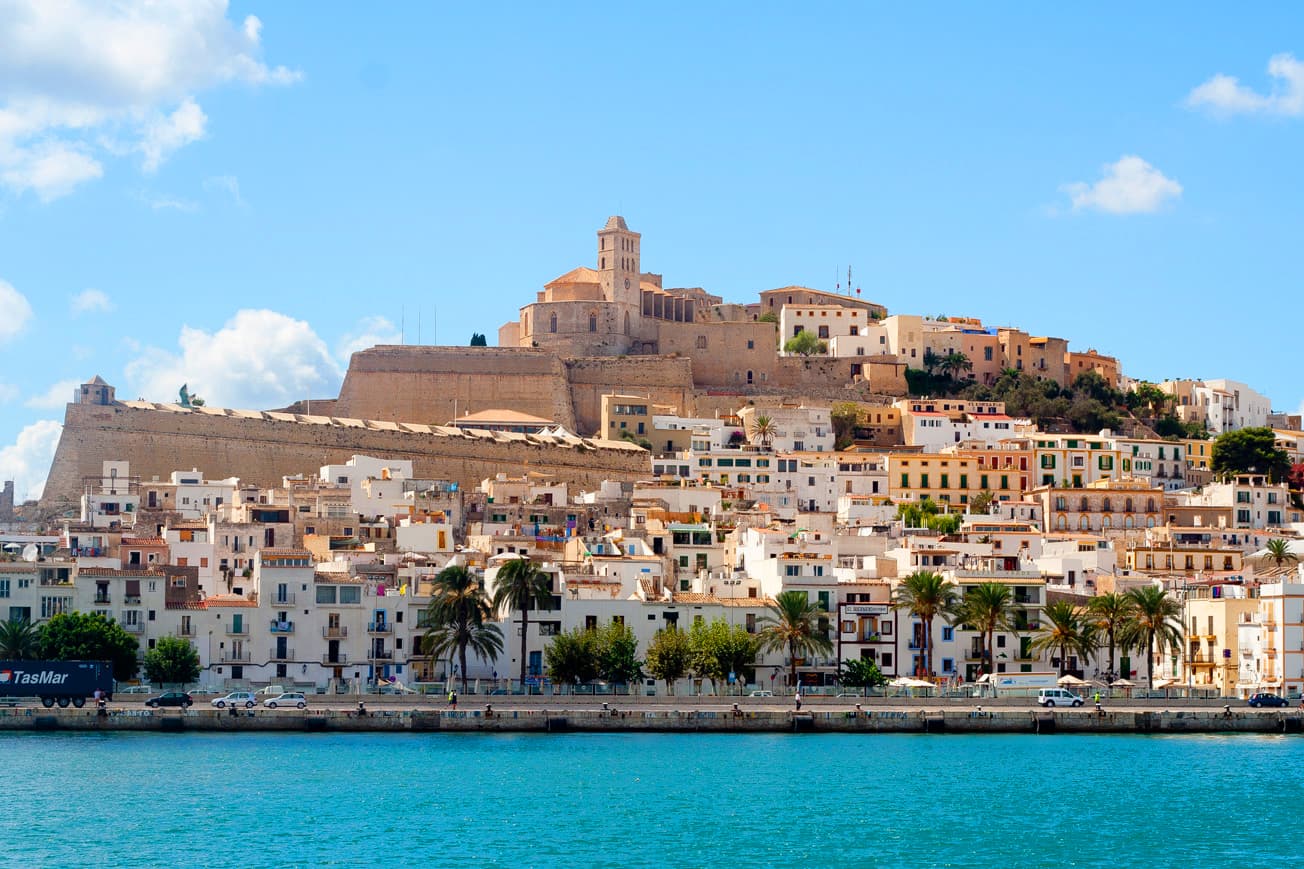 Ibiza Island tour by bus + Hippy Market visit 1
