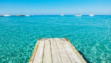 Crystal Waters boat trip