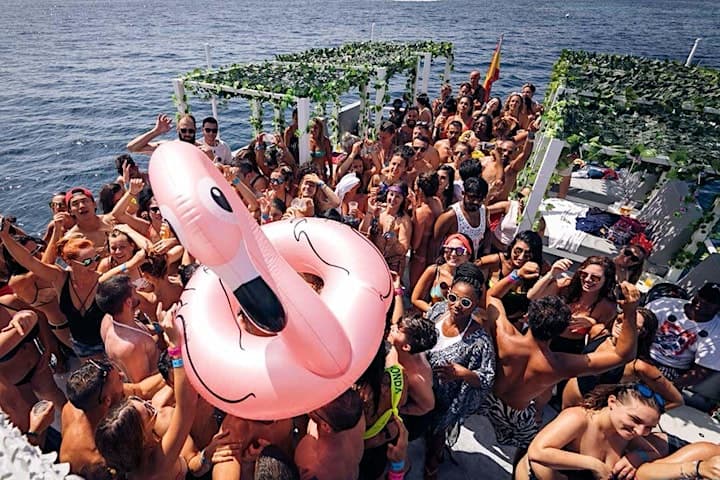 Cruise Crush Boat Party 2